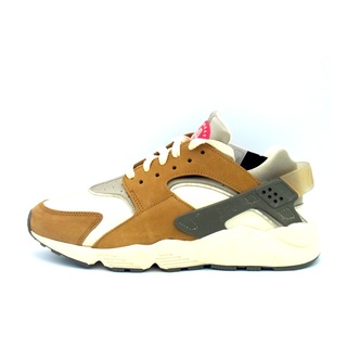 ナイキ(NIKE)のナイキ NIKE × ステューシー Stussy ■ 【 AIR HUARACHE Desert Oak DD1381 200 】 エア ハラチ デザート オーク スニーカー　w18941(スニーカー)