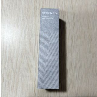 DECENCIA - ディセンシア ディセンシー デイエッセンス 30ml(敏感肌用美容液)