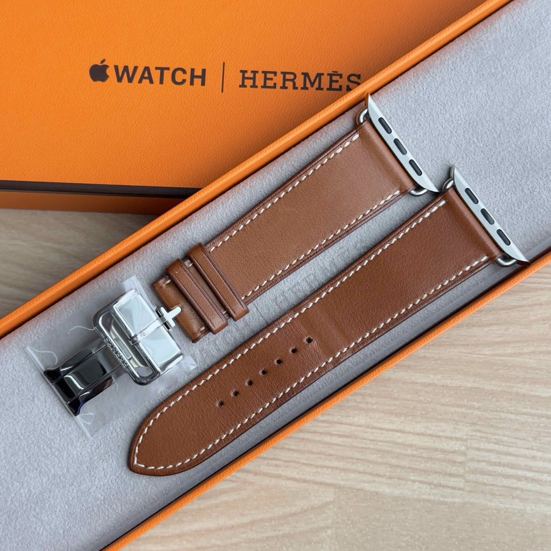 Apple(アップル)の1781 Apple Watch エルメス　ブラウン　バックル　レザHERMES メンズの時計(レザーベルト)の商品写真