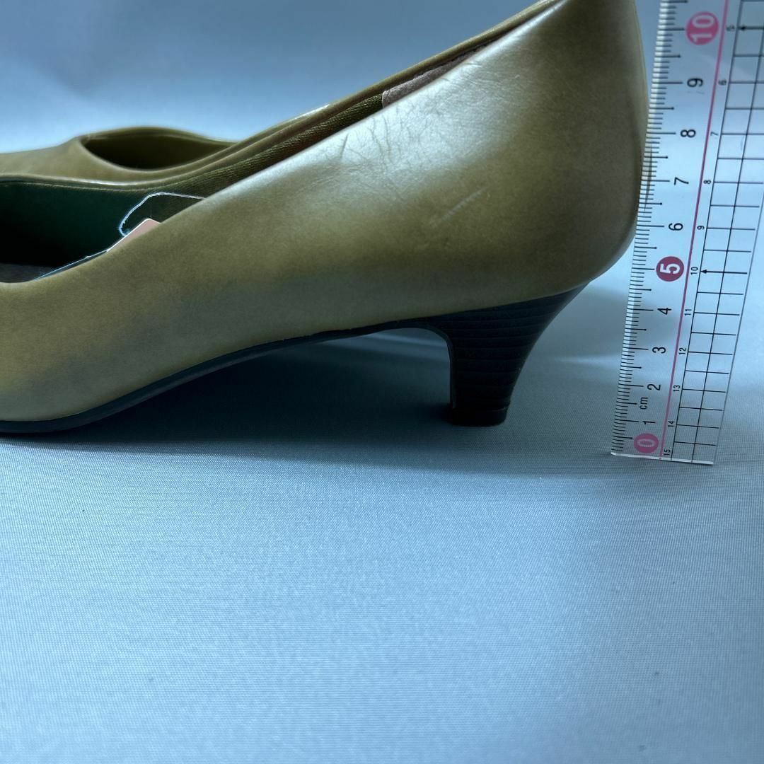 未使用品 melange メランジェ ポインテッドトゥパンプス 深緑 24cm レディースの靴/シューズ(ハイヒール/パンプス)の商品写真