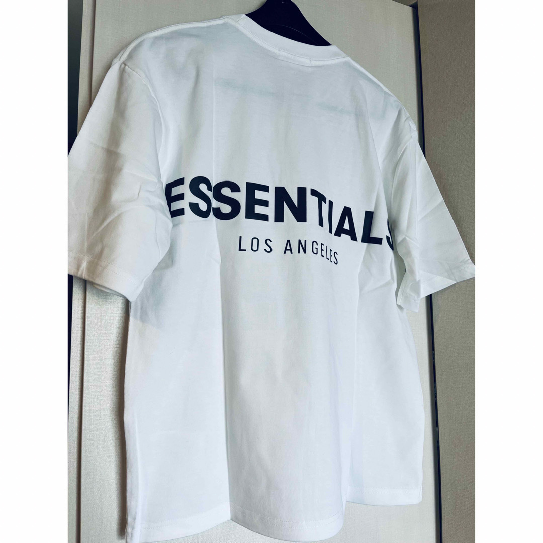 FOG ESSENTIALS Tシャツ男女兼用 エッセンシャルズ  半袖Mサイズ メンズのトップス(Tシャツ/カットソー(半袖/袖なし))の商品写真