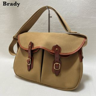 Brady - 【極美品】定価6万 Brady ブレディ アリエルトラウト ショルダーバッグ