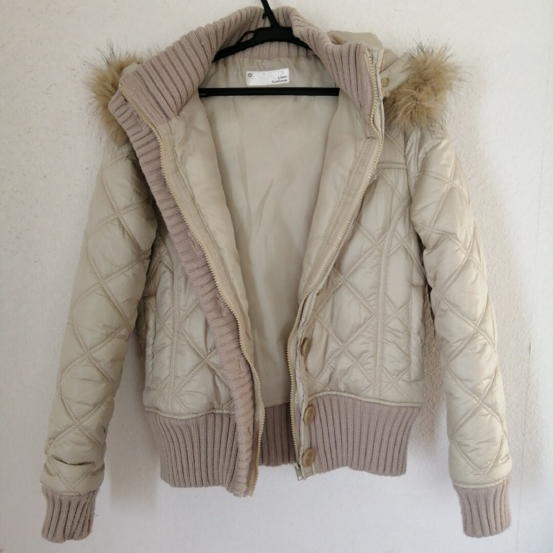 フード付きジャケット　M レディースのジャケット/アウター(ブルゾン)の商品写真