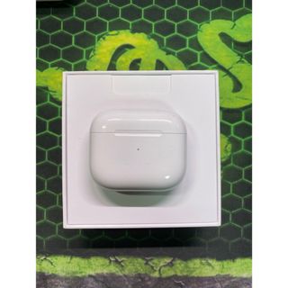 アップル(Apple)のApple AirPods  第３世代　充電ケース(ヘッドフォン/イヤフォン)