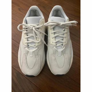 アディダス(adidas)のYEEZY BOOST 700 ANALOG EG7596(スニーカー)