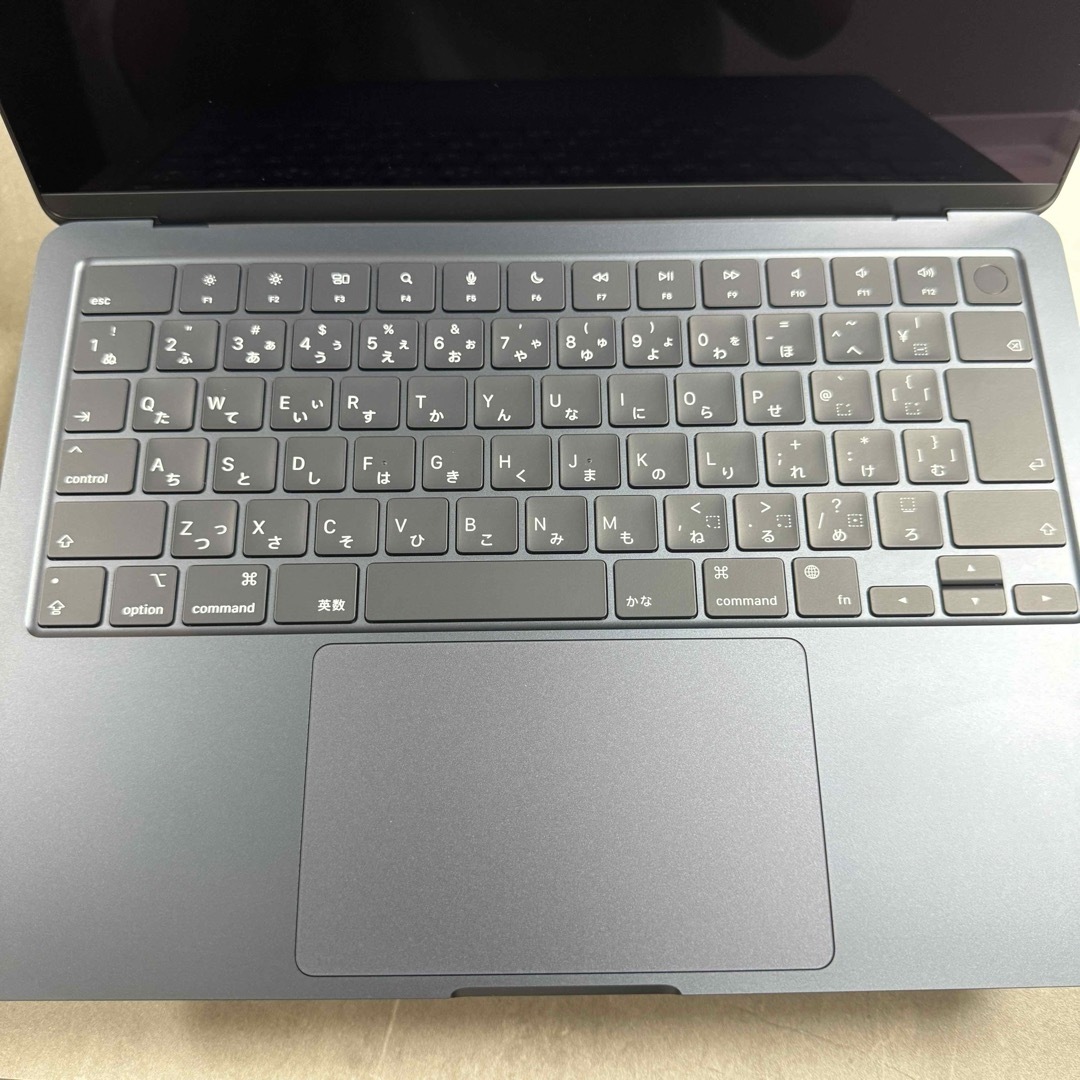 Apple(アップル)のMacBook Air M2 16GB 256GB 充電回数3回 スマホ/家電/カメラのPC/タブレット(ノートPC)の商品写真