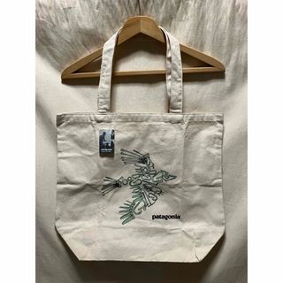 パタゴニア(patagonia)の新品 patagonia キャンバストートバッグ 始祖鳥 パタゴニア アメリカ製(トートバッグ)