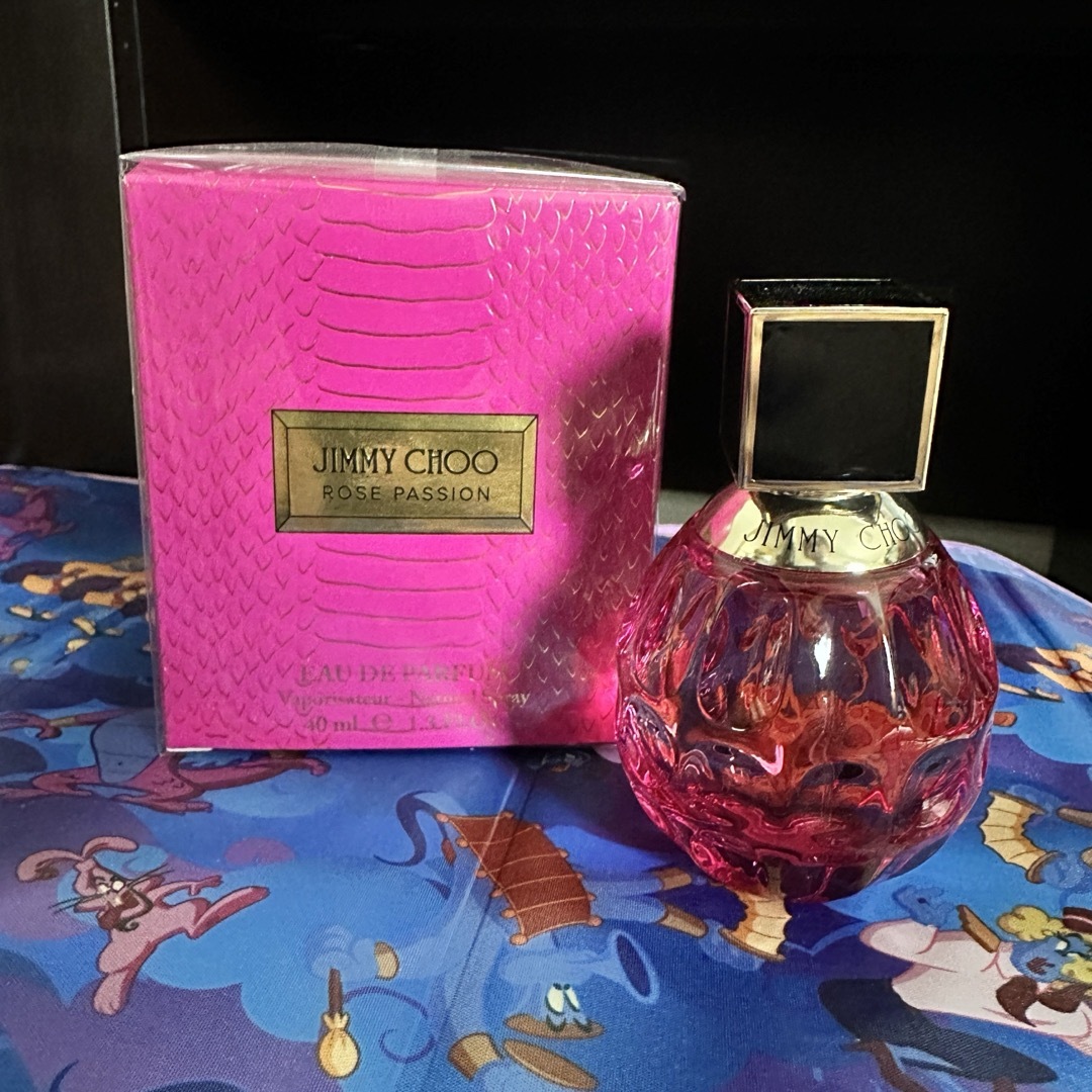 JIMMY CHOO(ジミーチュウ)のジミーチュウ 香水 ローズパッションオードパルファム コスメ/美容の香水(香水(女性用))の商品写真