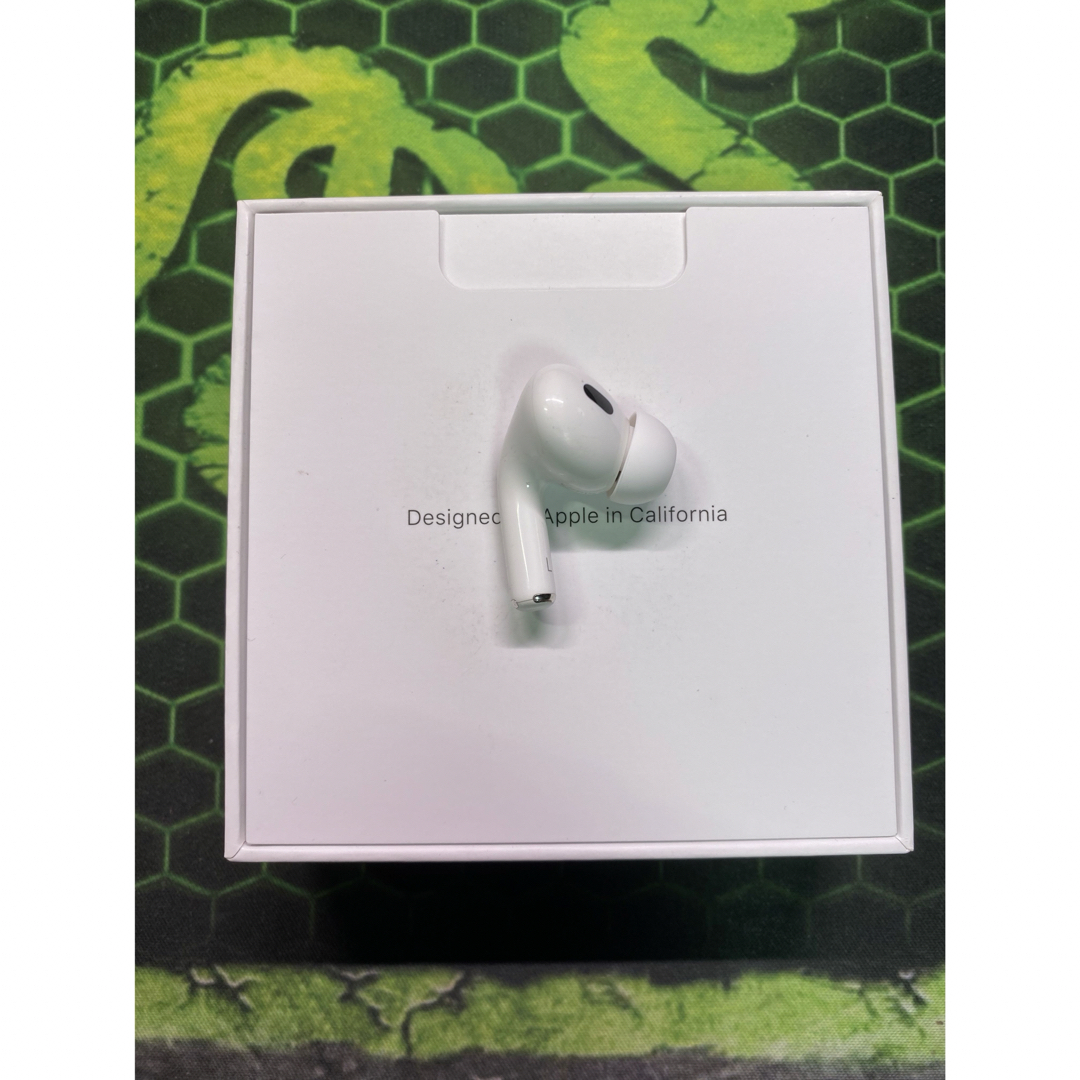 Apple AirPods Pro 第2世代 左耳 左 lightning充電 ヘッドフォン Apple AirPods Pro 第2世代 左耳 左 lightning充電 ヘッドフォン