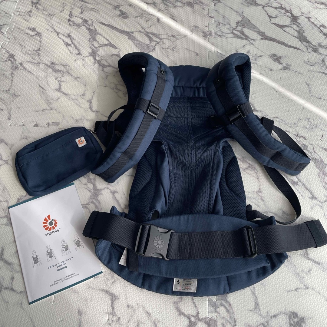 Ergobaby(エルゴベビー)の【ryo様専用】エルゴベビー　オムニ360クールエア キッズ/ベビー/マタニティの外出/移動用品(抱っこひも/おんぶひも)の商品写真