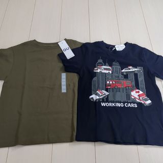 GU - 新品　男の子　GU　半袖　Tシャツ　トップス　130