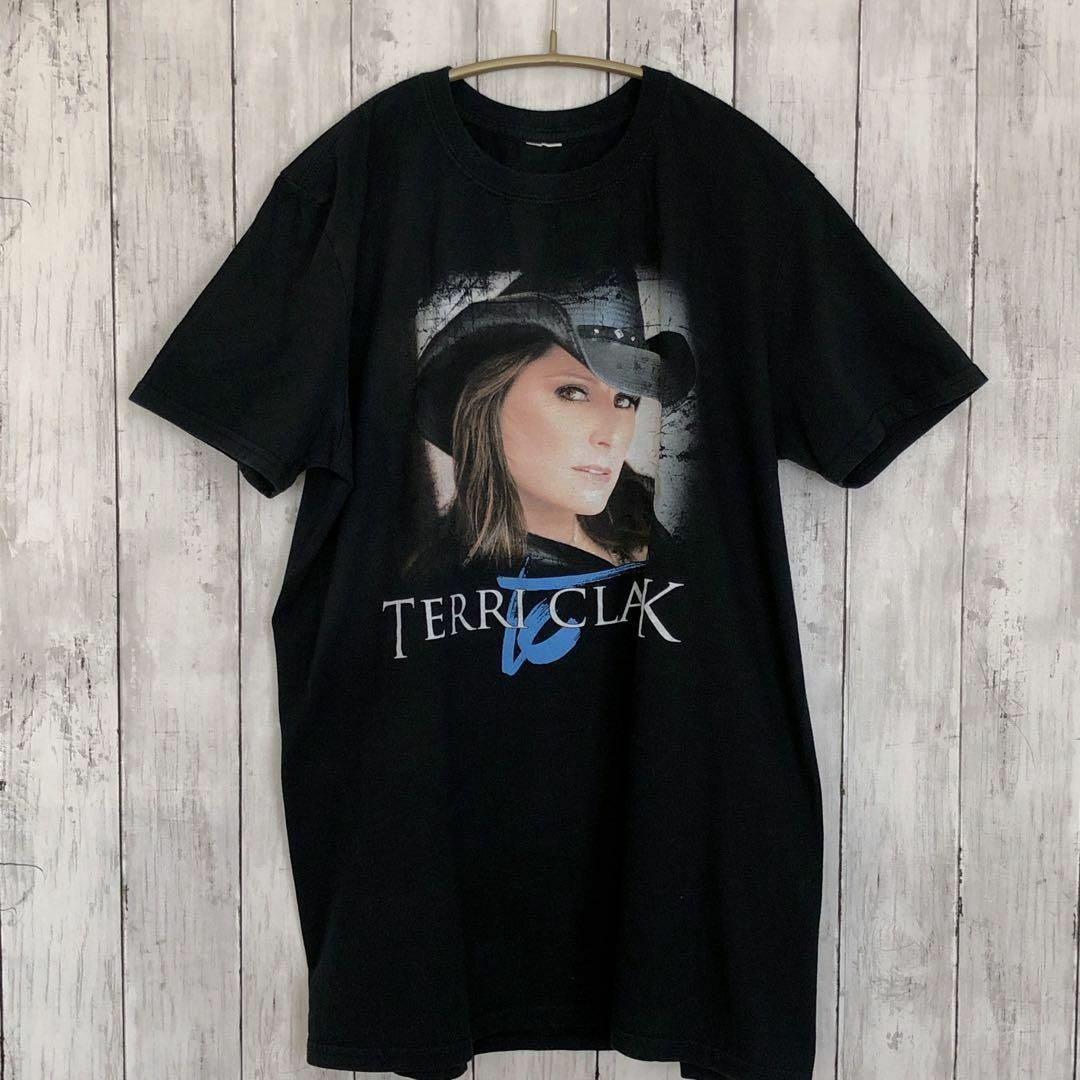 MUSIC TEE(ミュージックティー)のミュージックＴシャツ　テリクラーク　サイズＭ　黒ブラック半袖Ｔシャツ　メンズ古着 メンズのトップス(Tシャツ/カットソー(半袖/袖なし))の商品写真