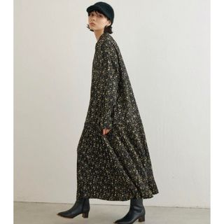 ear PAPILLONNER - 【SUMI STYLE(スミスタイル)】小花柄プリーツワンピース　人気　完売