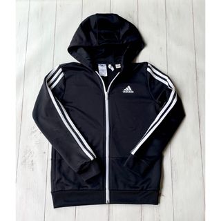 アディダス(adidas)のアディダスの黒いパーカー　150(ジャケット/上着)