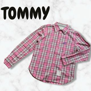 トミーヒルフィガー(TOMMY HILFIGER)の美品★TOMMY トミー ブラウス チェックシャツ 刺繍 薄手　長袖シャツ(シャツ/ブラウス(長袖/七分))