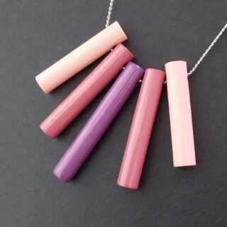 昭和レトロ 紫色の棒のネックレス モダン モガモボ 紫 ピンク 雑貨(ネックレス)