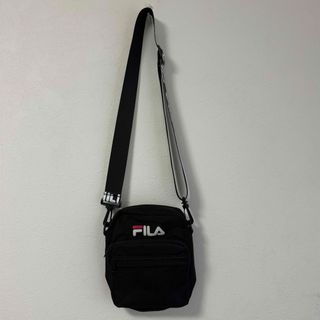 未使用品　FILA フィラ　ショルダーバッグ　斜めがけ