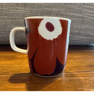 マリメッコ(marimekko)のマリメッコ  marimekko ウニッコ　マグカップ　茶系(グラス/カップ)