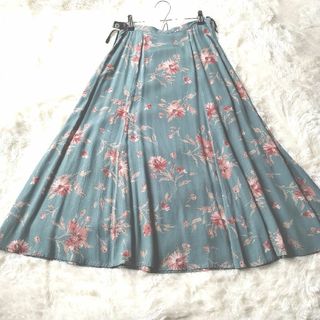 ローラアシュレイ(LAURA ASHLEY)のローラアシュレイ　花柄ロングスカート(ロングスカート)