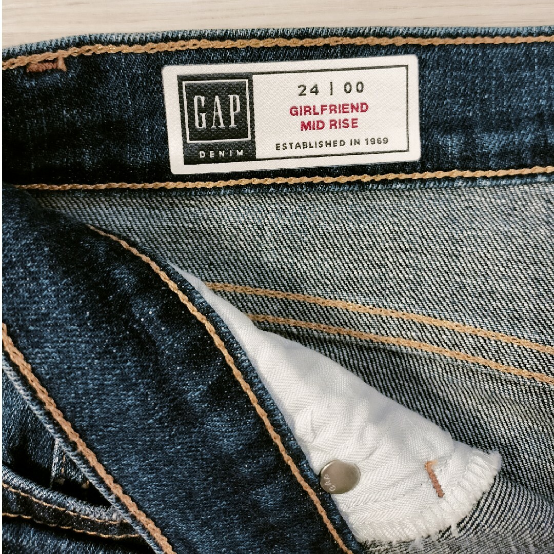 GAP(ギャップ)のGap ガールフレンドデニム　ミドルライズ レディースのパンツ(デニム/ジーンズ)の商品写真