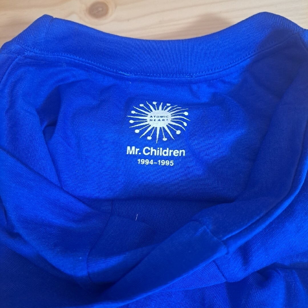 Mr.Children(ミスターチルドレン)のMr.Children　ATOMIC HEART Tシャツ エンタメ/ホビーのタレントグッズ(ミュージシャン)の商品写真