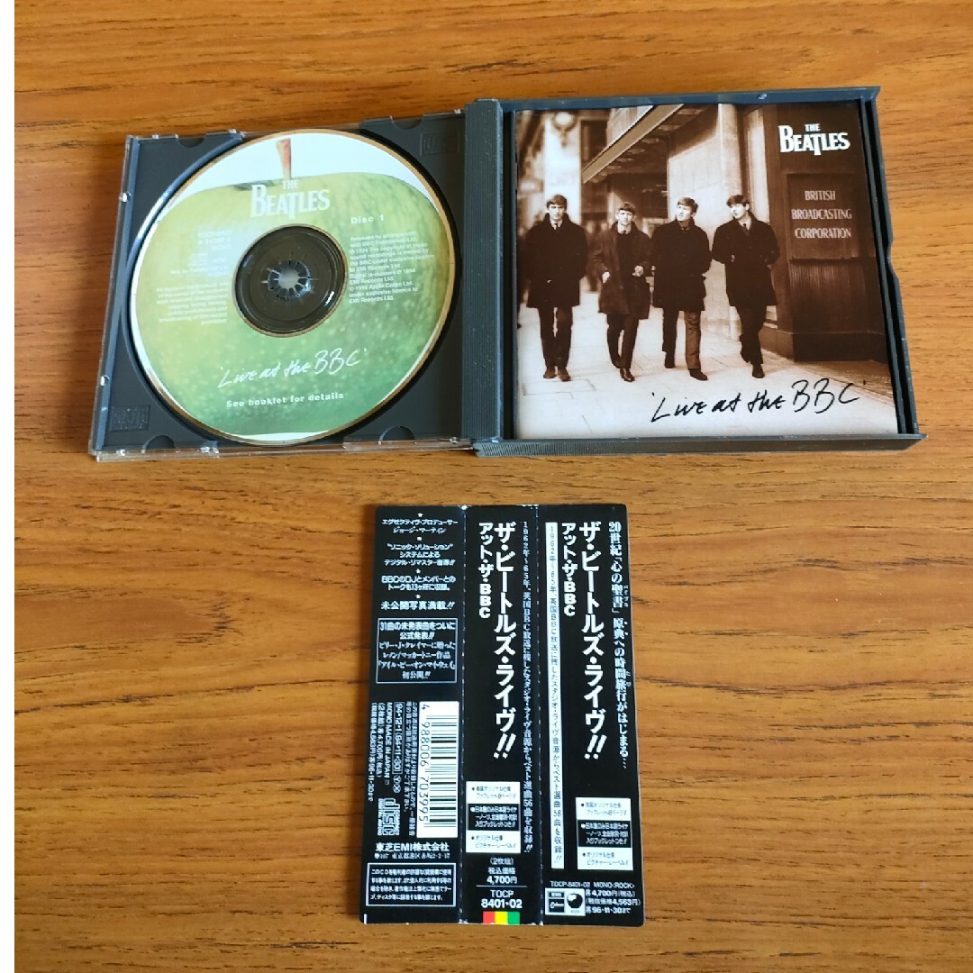 旧規格 廃盤 帯付き ザ・ビートルズ ライヴ・アット・ザ・BBC エンタメ/ホビーのCD(ポップス/ロック(洋楽))の商品写真