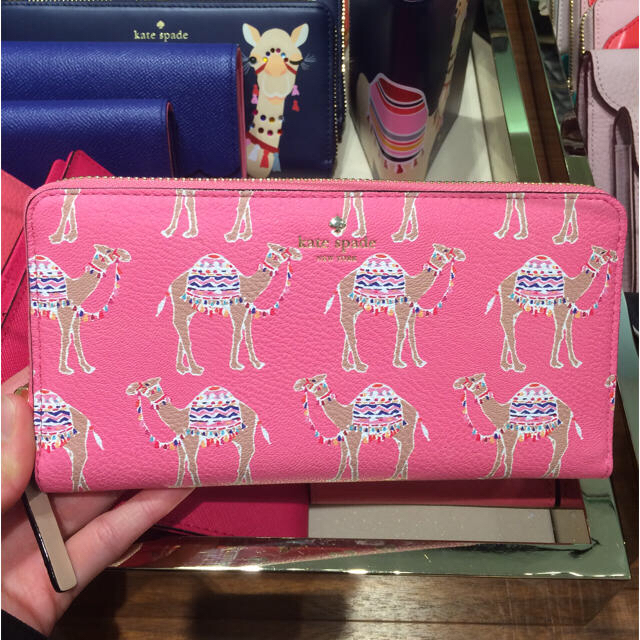 kate spade new york - 数量限定品 早い者勝ち 特価☆新作☆Kate spade♠︎長財布 ピンクラクダの通販 by