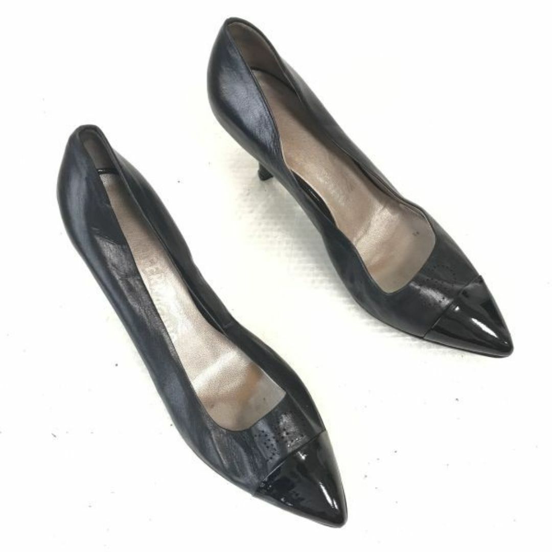 Salvatore Ferragamo(サルヴァトーレフェラガモ)のフェラガモ★ポインテッドトゥパンプス【7C/23.5-24.0/黒/BLACK】ハイヒール/Shoes/pumps◆bQ-391 #BUZZBERG レディースの靴/シューズ(ハイヒール/パンプス)の商品写真