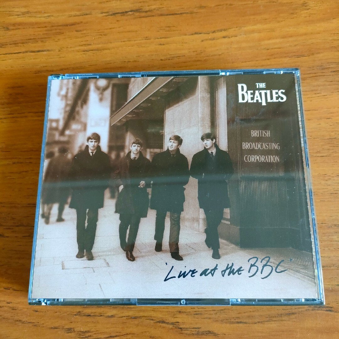 廃盤 オランダ盤 ザ・ビートルズ ライヴ・アット・ザ・BBC エンタメ/ホビーのCD(ポップス/ロック(洋楽))の商品写真