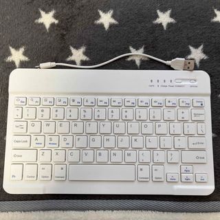 動作確認済み　Bluetooth キーボード　充電ケーブル付き(PC周辺機器)