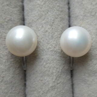 227 淡水真珠イヤリング ホワイト 少し大きめサイズ 本真珠 セレモニー