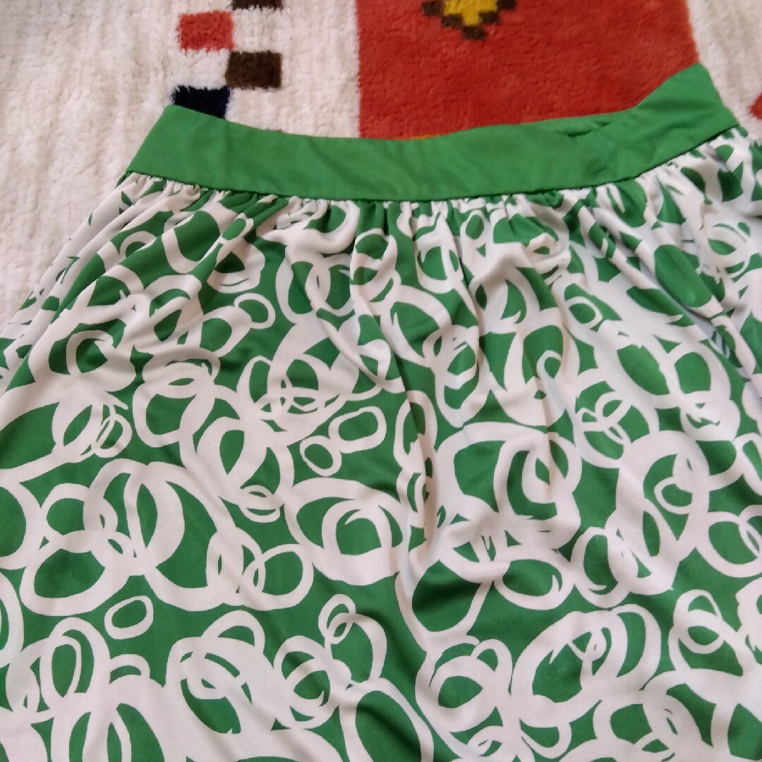 INED(イネド)の🌟イネド　ひざ丈スカート レディースのスカート(ひざ丈スカート)の商品写真