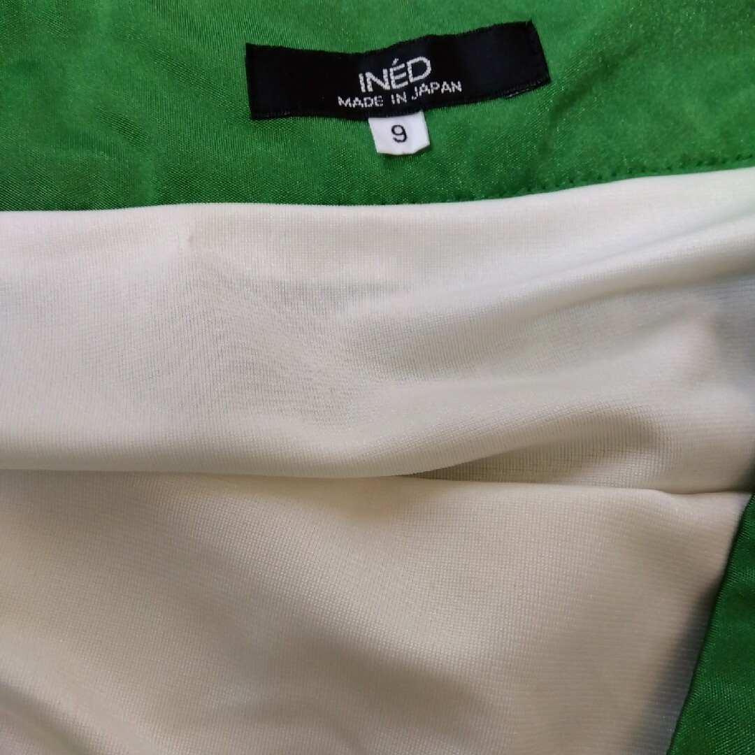 INED(イネド)の🌟イネド　ひざ丈スカート レディースのスカート(ひざ丈スカート)の商品写真
