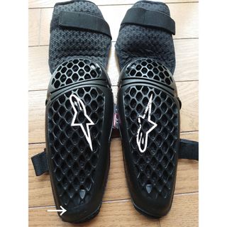 アルパインスターズ(alpinestars)のアルパインスターズ バイオニックプラスエルボープロテクター alpinestar(装備/装具)