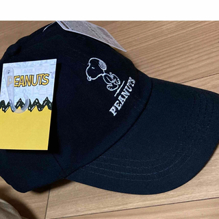 ピーナッツ(PEANUTS)のPEANUTS SNOOPY スヌーピー スポーツ キャップ  帽子 ブラック(キャップ)