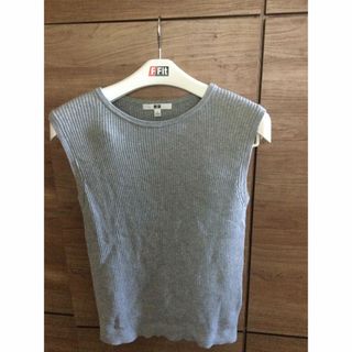 ユニクロ(UNIQLO)の新品未使用　UNIQLO ノースリーブ リブニット ストレッチ セーターＬサイズ(ニット/セーター)