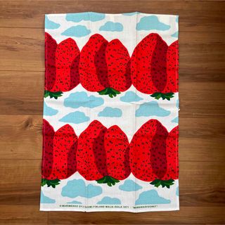 マリメッコ(marimekko)の廃番 マリメッコ マンシッカヴォレット ティータオル キッチンタオル(収納/キッチン雑貨)