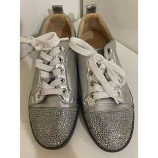 Christian Louboutin - 値下げしました！クリスチャンルブタン   スニーカー　レディース　シルバー　