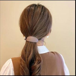 バナナクリップ バレッタ 茶色 ヘアクリップ 髪留め 可愛い きれい 簡単 時短(バレッタ/ヘアクリップ)