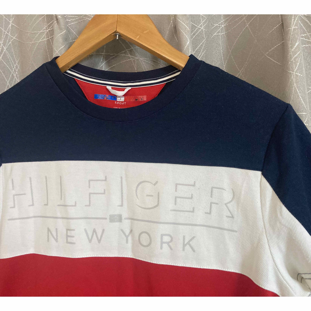 TOMMY HILFIGER(トミーヒルフィガー)のTOMMY HILFIGER SPORTレッド×ネイビー×ホワイト レディースのトップス(Tシャツ(半袖/袖なし))の商品写真