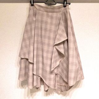 アクシーズファム(axes femme)のaxes femme フリルイレヘムスカート（ピンク）(ひざ丈スカート)