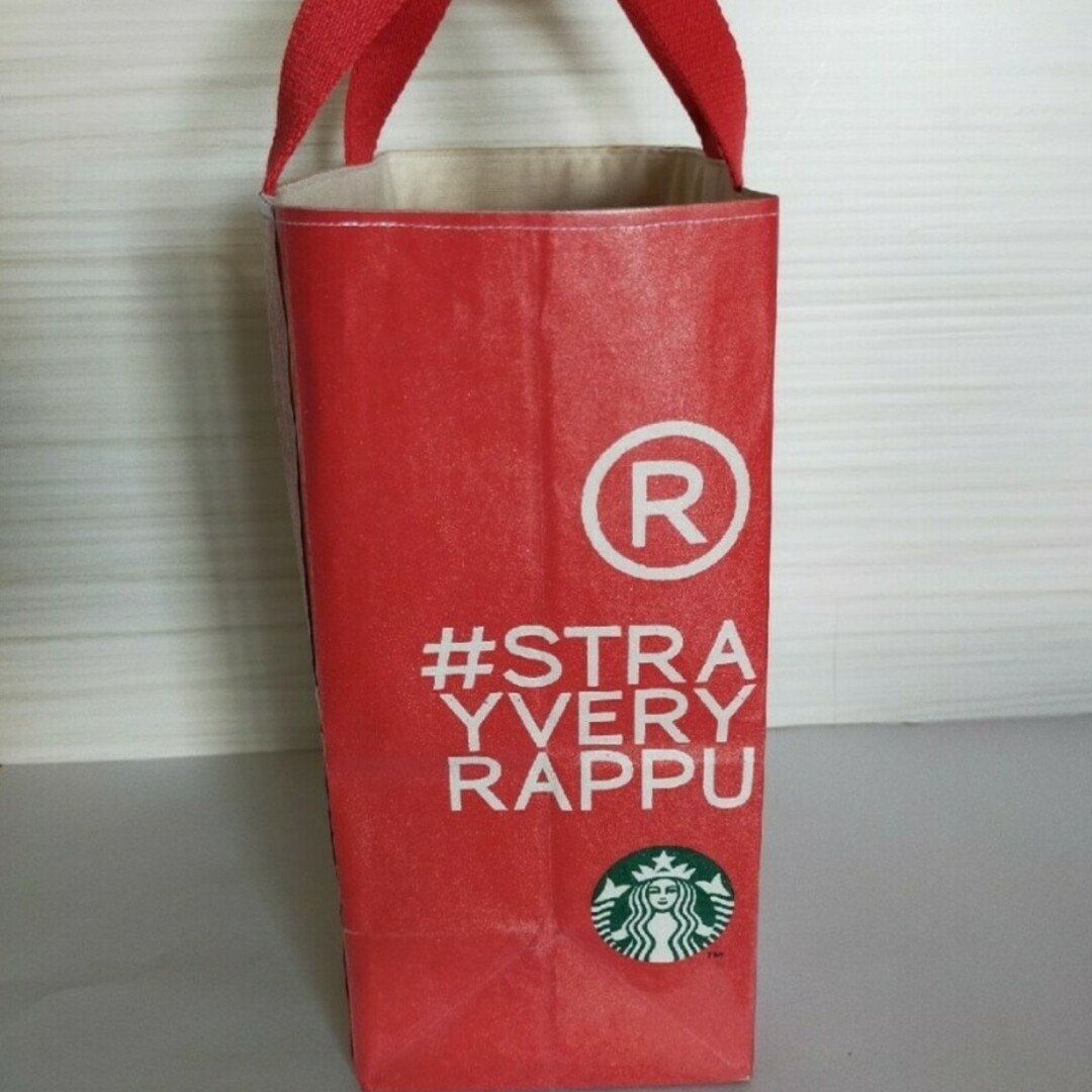Starbucks Coffee(スターバックスコーヒー)の紙袋バッグ　いちご ハンドメイドのファッション小物(バッグ)の商品写真