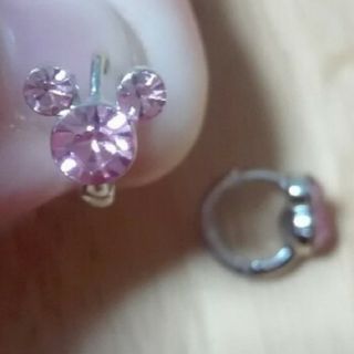 ★ミッキーピアス