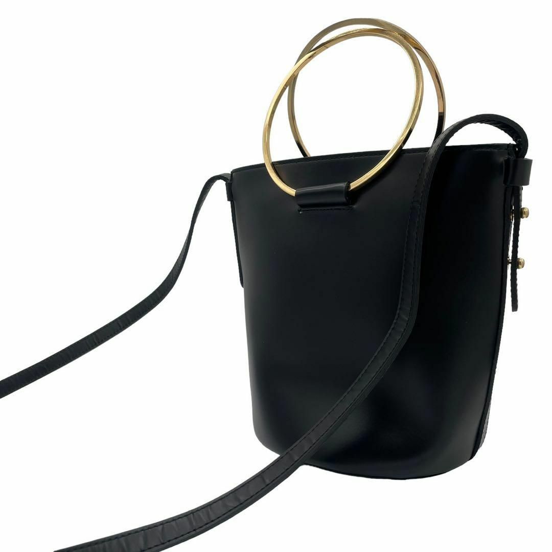 VIOLA dOROヴィオラドーロ黒 巾着 レザー ハンドショルダーバック レディースのバッグ(ショルダーバッグ)の商品写真