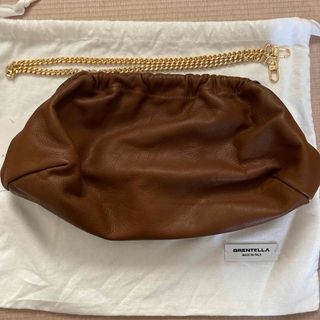 エーピーストゥディオ(AP STUDIO)の AP STUDIO BRENTELLA clutch Bag (chain) (クラッチバッグ)