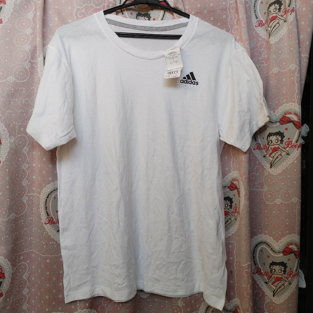 adidas(アディダス)のアディダス　シャツ メンズのトップス(Tシャツ/カットソー(半袖/袖なし))の商品写真