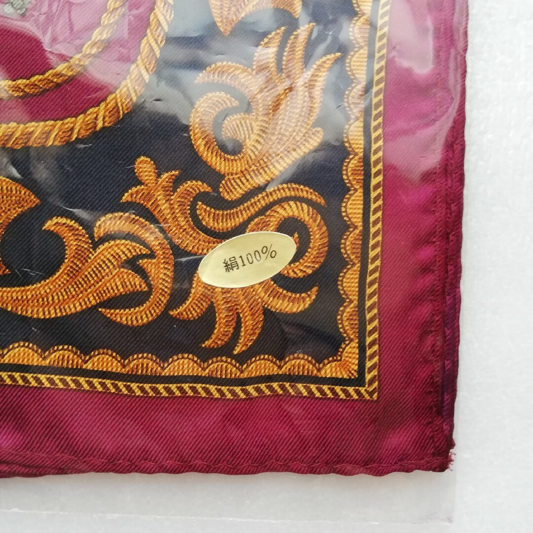シルクスカーフ ミニスカーフ ポケットチーフ えんじ系 レディースのファッション小物(バンダナ/スカーフ)の商品写真