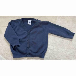 プチバトー(PETIT BATEAU)の【プチバトー】カーディガン　ネイビー　6m 67cm(カーディガン/ボレロ)