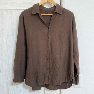 ユニクロ(UNIQLO)のユニクロ　ソフトブラッシュドシャツ（長袖）　ブラウン　XLサイズ(シャツ/ブラウス(長袖/七分))