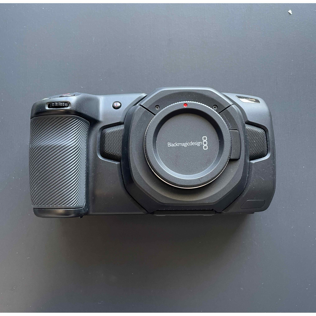 Blackmagicdesign(ブラックマジック)のBMPCC4K ブラックマジックポケットシネマリグとレンズ　他オマケあり スマホ/家電/カメラのカメラ(ビデオカメラ)の商品写真